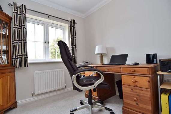 5&nbsp;Bedroom&nbsp;Detached