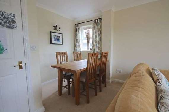 3 Bedroom Semi-Detac...