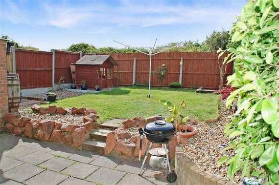 3 Bedroom Semi-Detac...
