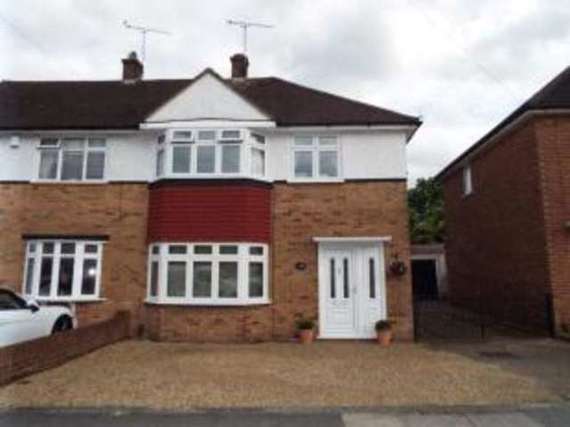 3 Bedroom End of Ter...