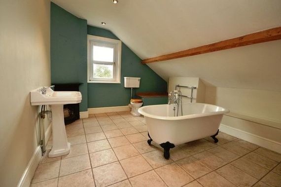 5&nbsp;Bedroom&nbsp;Semi-Detac...