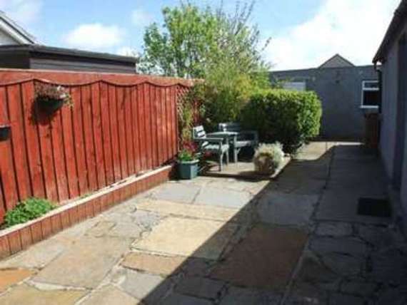 2 Bedroom Bungalow