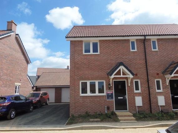 3 Bedroom Semi-Detac...