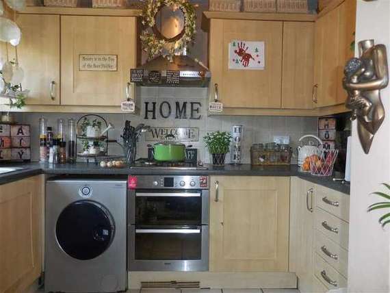 4 Bedroom Town House