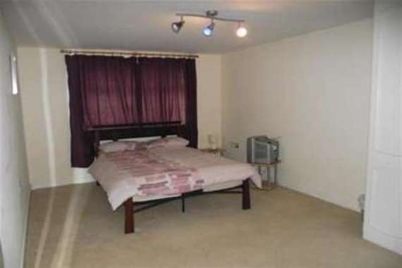 2 Bedroom Flat