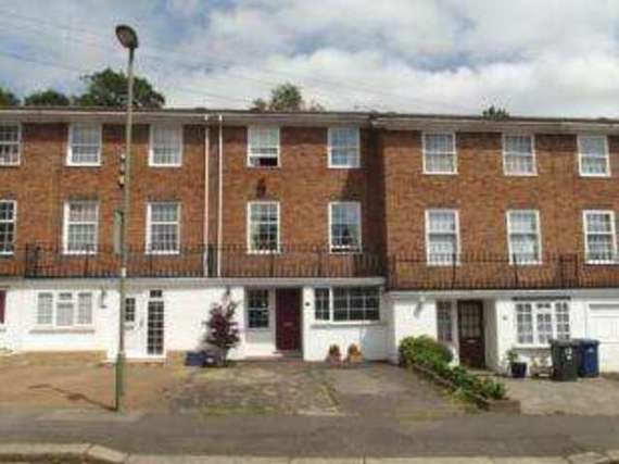 3 Bedroom Town House