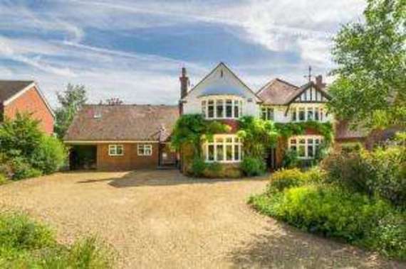 5 Bedroom Detached