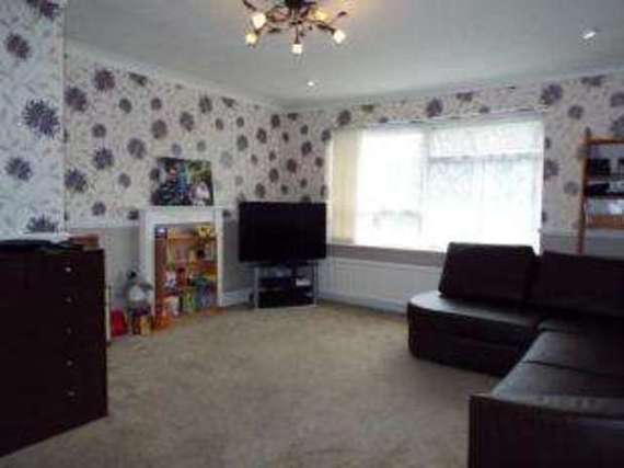 2 Bedroom Maisonette