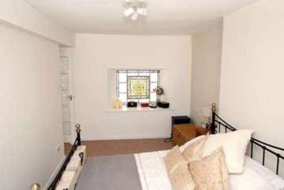 2 Bedroom Flat
