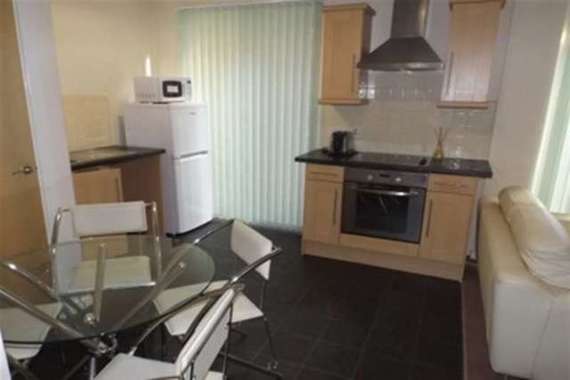 2 Bedroom Flat