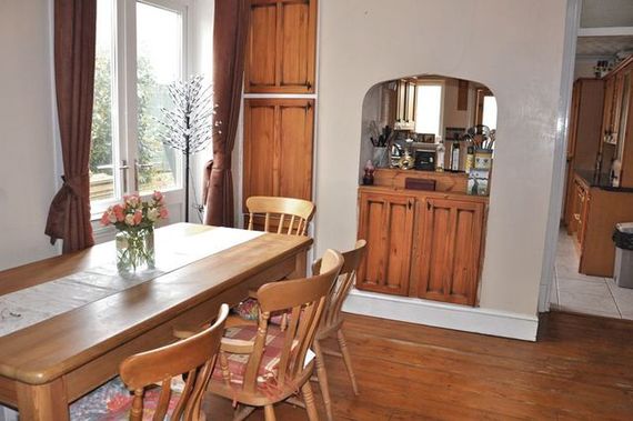 5 Bedroom Semi-Detac...
