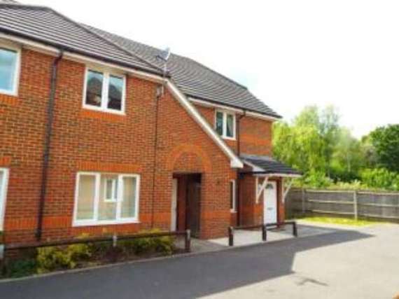 2 Bedroom Maisonette