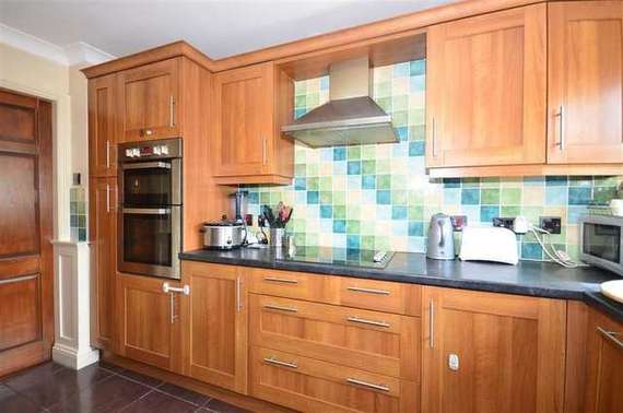 3&nbsp;Bedroom&nbsp;Semi-Detac...