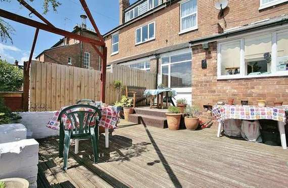 7&nbsp;Bedroom&nbsp;Semi-Detac...