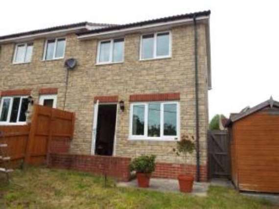 2 Bedroom End of Ter...