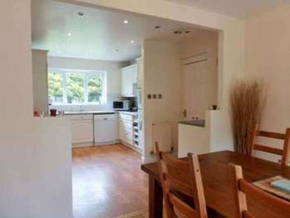 5&nbsp;Bedroom&nbsp;Detached