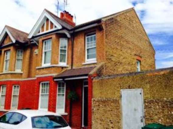 3&nbsp;Bedroom&nbsp;End of Ter...