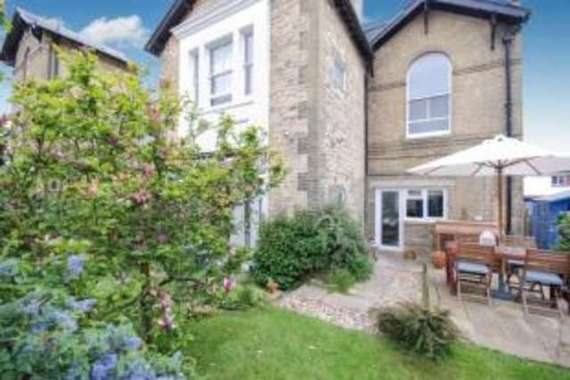 3 Bedroom Semi-Detac...