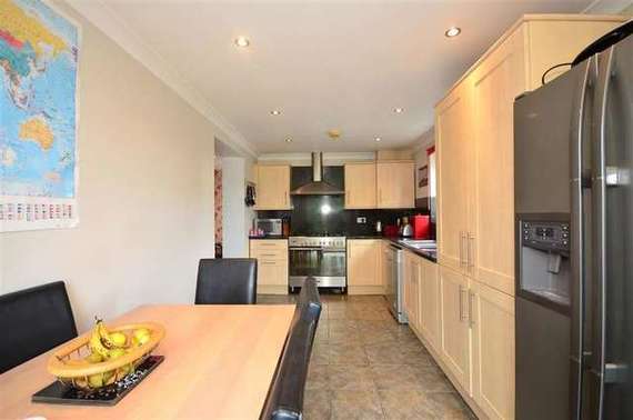 3&nbsp;Bedroom&nbsp;End of Ter...