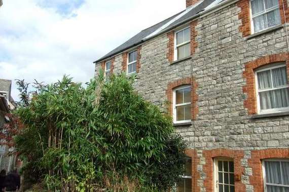 3&nbsp;Bedroom&nbsp;Terraced