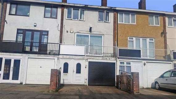 4 Bedroom Town House