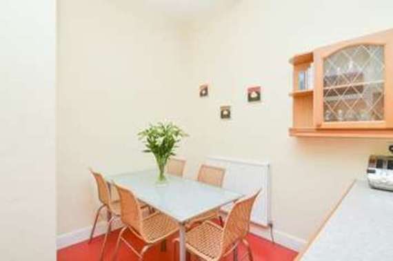 1 Bedroom Flat