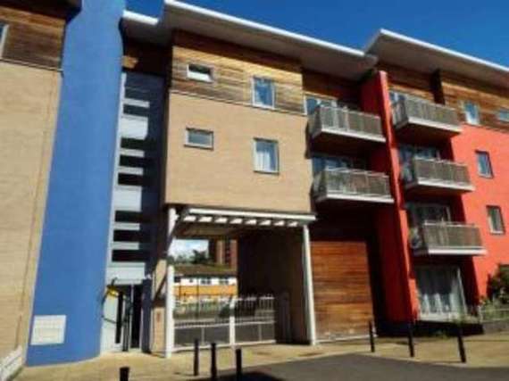 2 Bedroom Flat