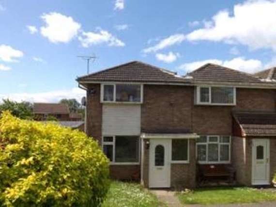 2 Bedroom End of Ter...
