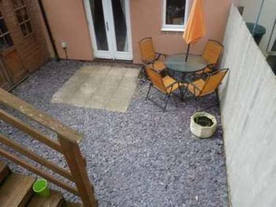 4 Bedroom End of Ter...