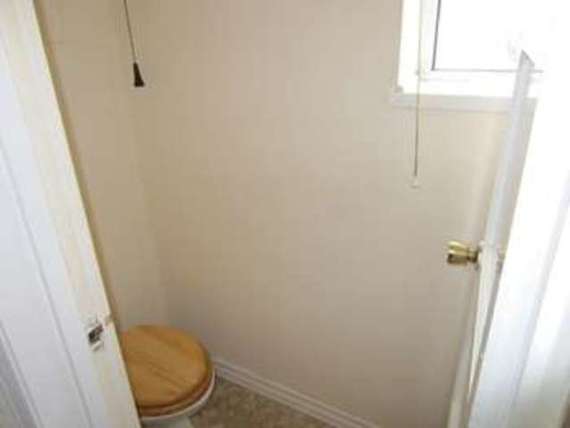 5 Bedroom Semi-Detac...