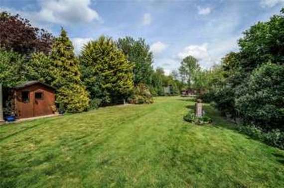 5 Bedroom Detached