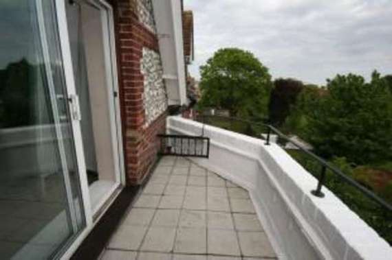 2 Bedroom Maisonette