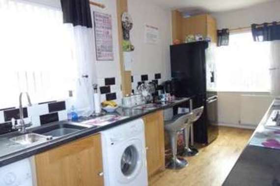3 Bedroom Semi-Detac...