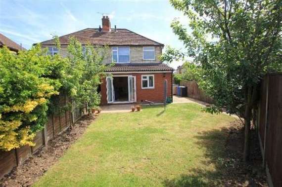 3 Bedroom Semi-Detac...