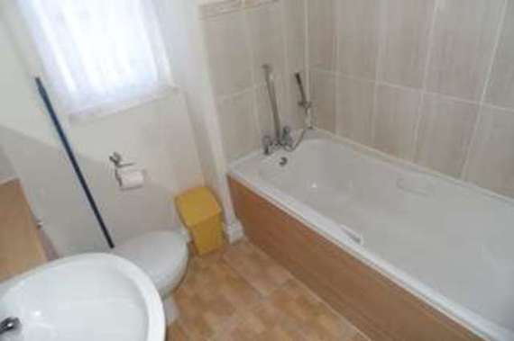 3 Bedroom Semi-Detac...
