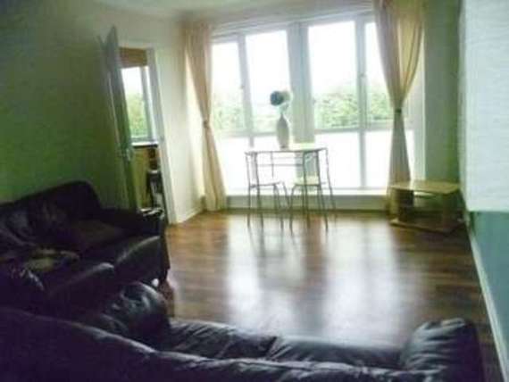2 Bedroom Flat