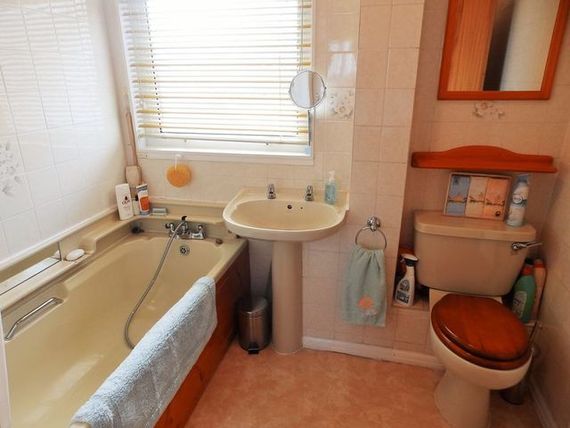 3&nbsp;Bedroom&nbsp;Semi-Detac...