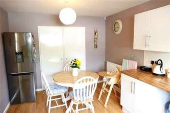 4 Bedroom End of Ter...