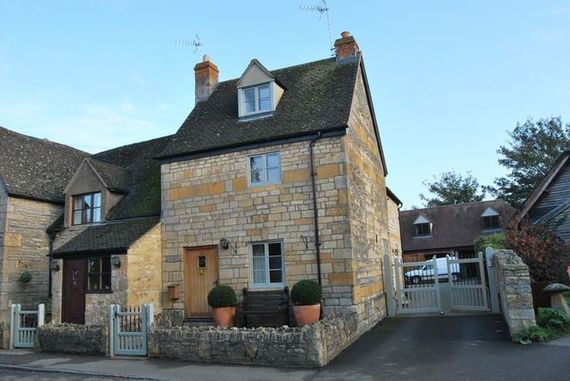 3 Bedroom Semi-Detac...
