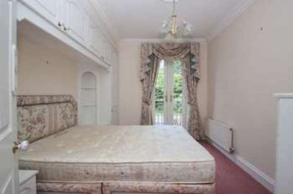 2 Bedroom Flat