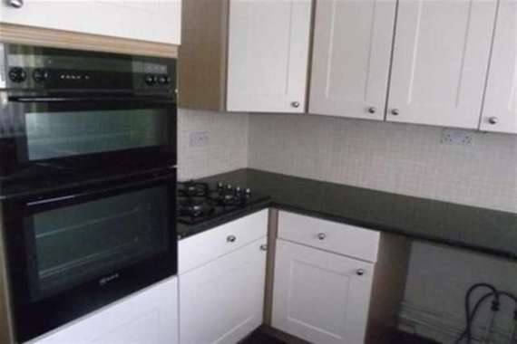 2 Bedroom Flat