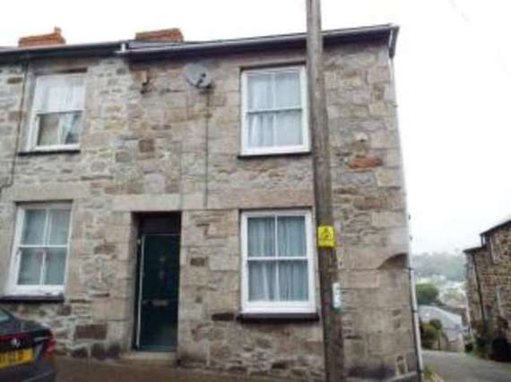 2 Bedroom End of Ter...