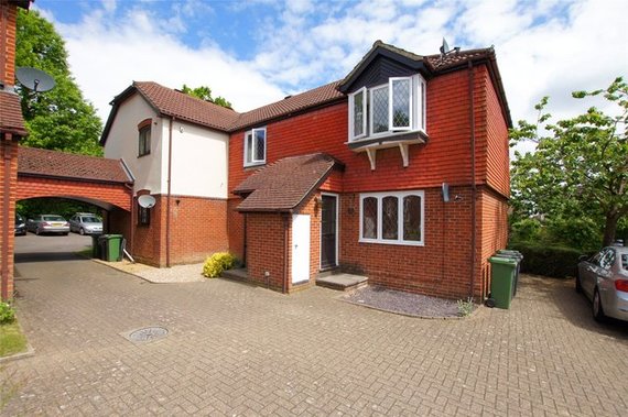 2 Bedroom Maisonette