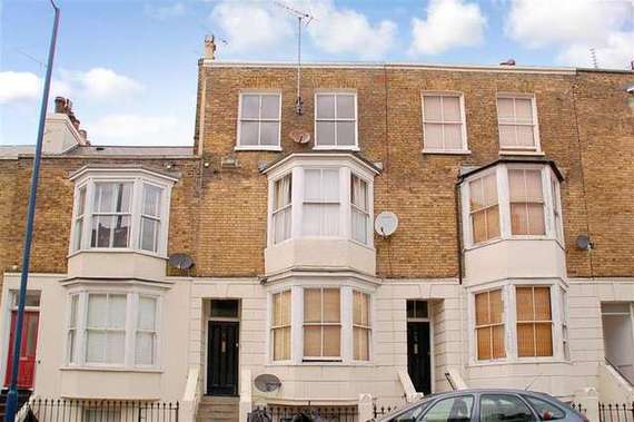 1 Bedroom Flat