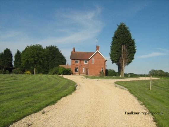 4 Bedroom Farm House