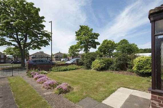 3&nbsp;Bedroom&nbsp;Semi-Detac...