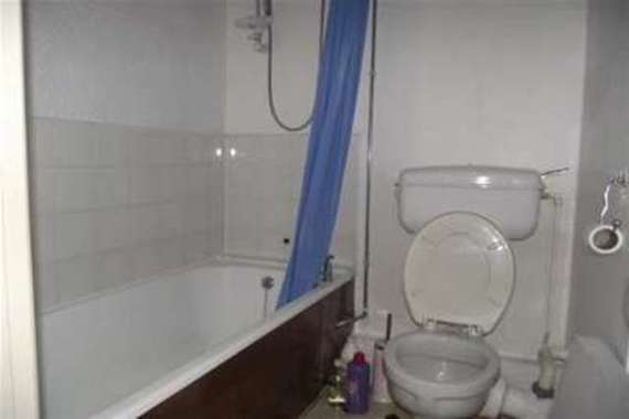 1 Bedroom Flat