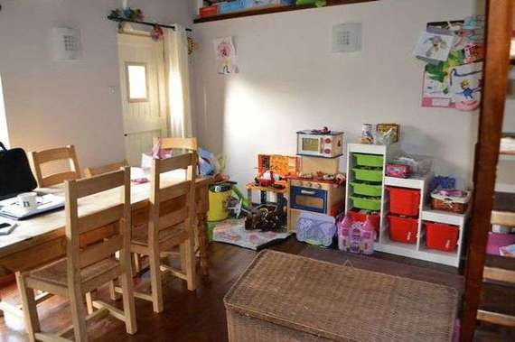 5 Bedroom Property