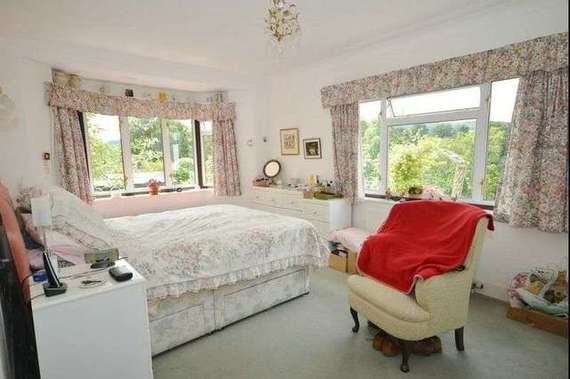 2&nbsp;Bedroom&nbsp;Detached