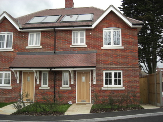 3 Bedroom End of Ter...
